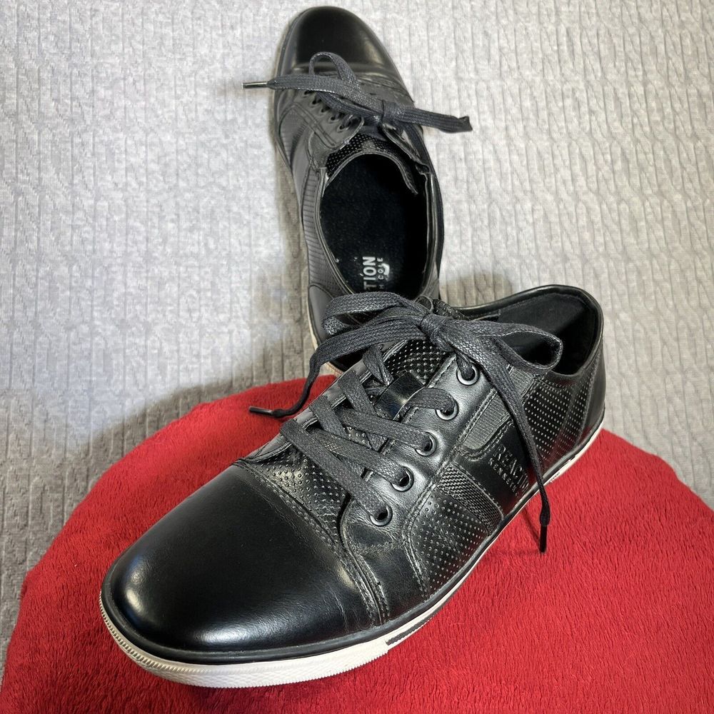 Kenneth Cole‎ Reaction Crown-Ed King Mens 8 Black Perforated Cap Toe dress shoe